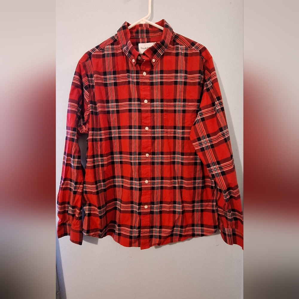 Goodfellow & Co Red and Black Plaid Button Down Shirt